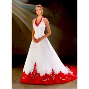 Beautiful wedding dressing new never worn